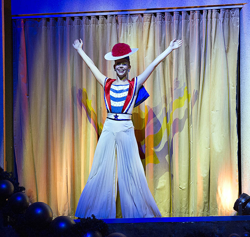 rockettes8_1940sailorcostumefromcostumeretrospective_DSC2788_courtesyMSGEntertainment rockettes8 1940sailorcostumefromcostumeretrospective DSC2788 courtesyMSGEntertainment — image courtesy of MSG Entertainment