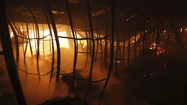Bangladesh fire 04