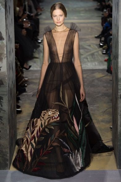 sandra — image courtesy of style.com