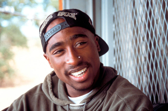 Holler TupacShakurPA210311