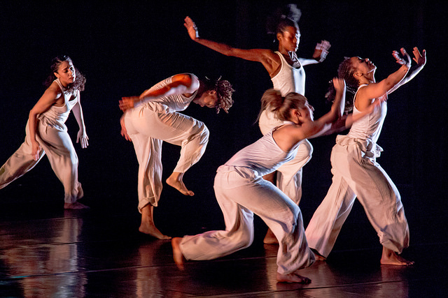 UrbanBushWomenPHOTO2 DukePerformances2014