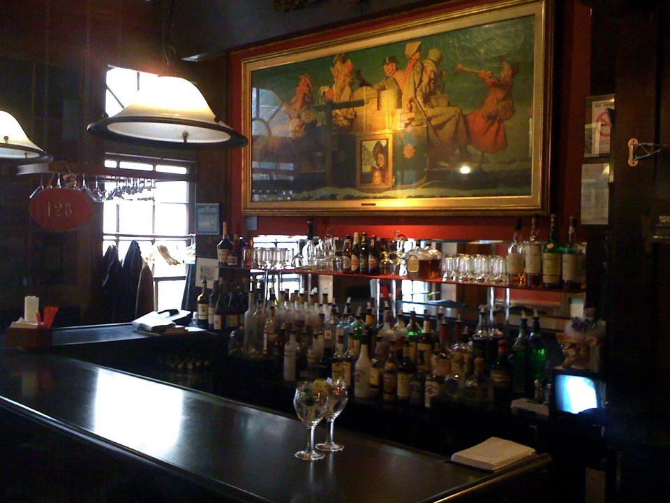 201208071125 — image courtesy of tebeau.com