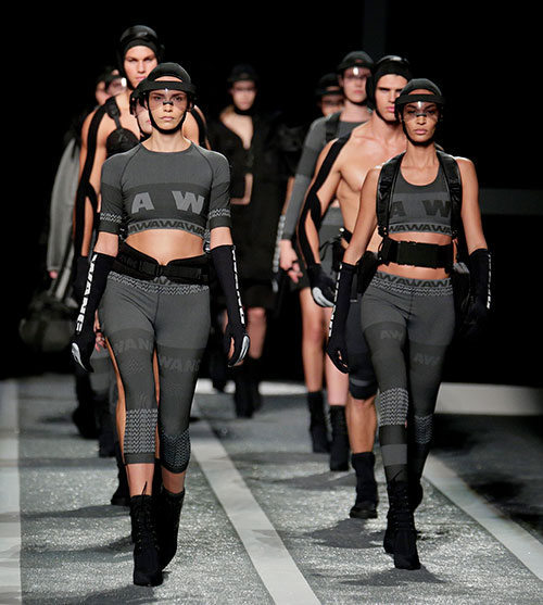 6bb3 — image courtesy of fashionmag.com