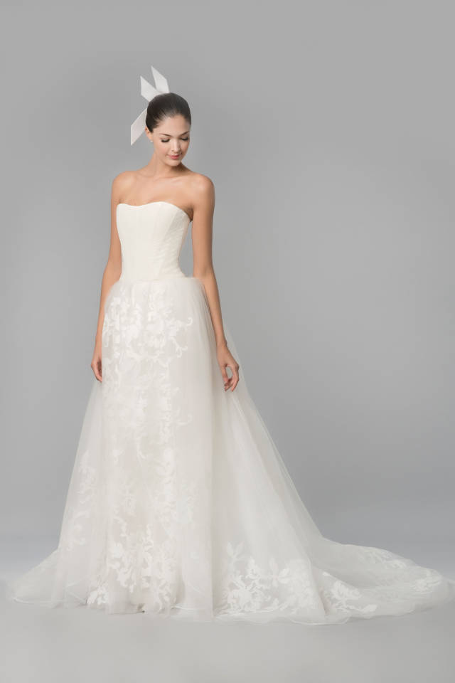 hbz best in bridal carolina herrera 02 sm — image courtesy of harpersbazaar.com