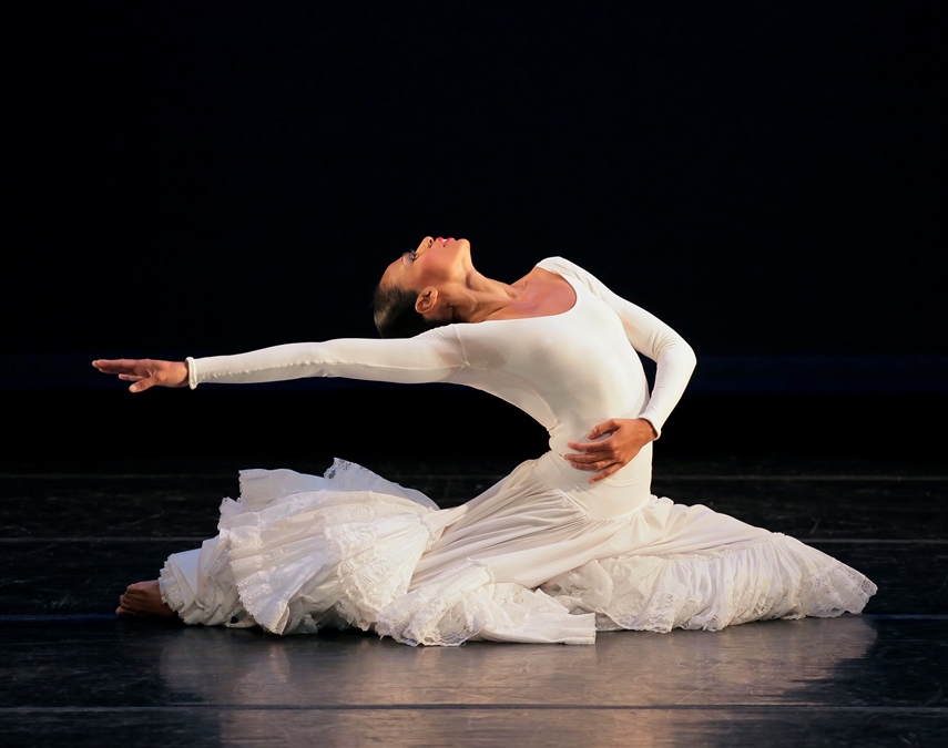 AAADT s Linda Celeste Sims in Alvin Ailey s Cry. Photo by Paul Kolnik