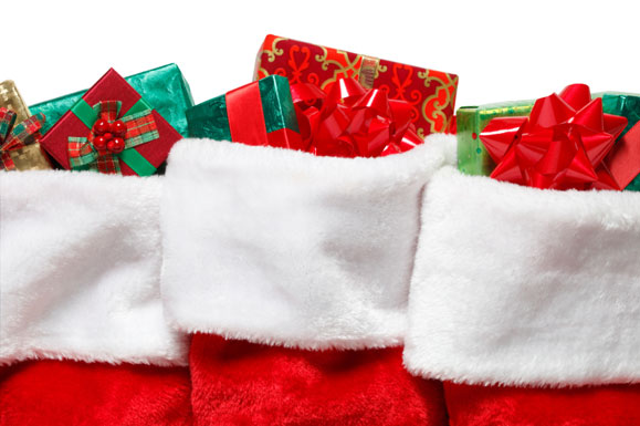 stockings with gifts — image courtesy of quizzle.com