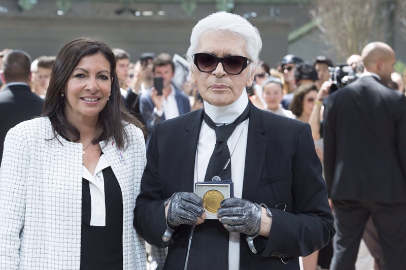 Karl Lagerfeld 2luxury2 — image courtesy of 2luxury2.com