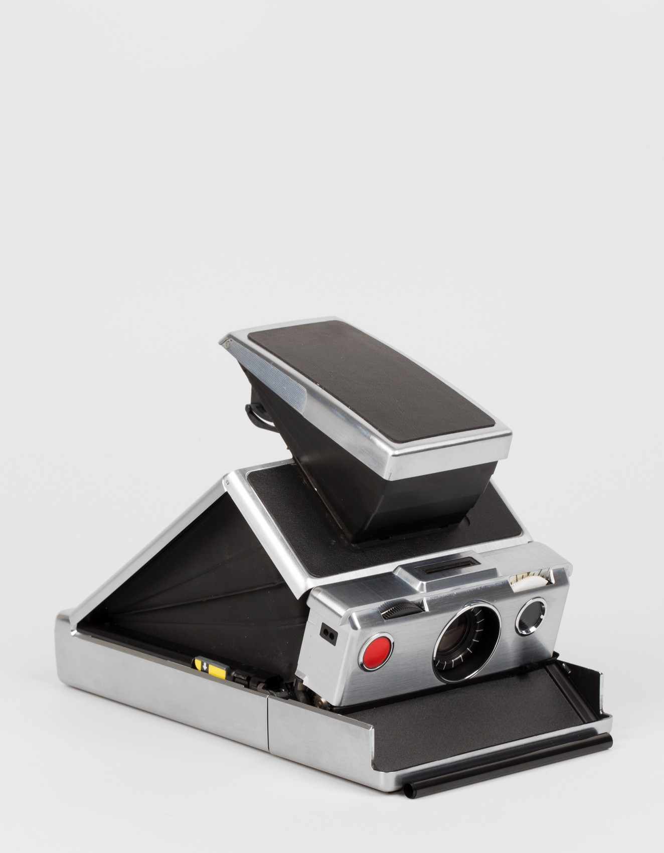 Haute Holiday Gift guide Saint Laurent colette fr 1 — image courtesy of colette.fr