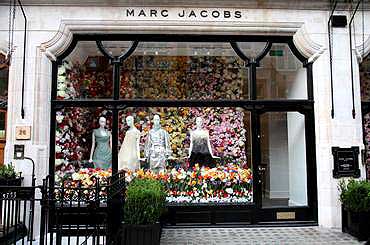 Marc Jacobs thequestforit — image courtesy of thequestforit.com