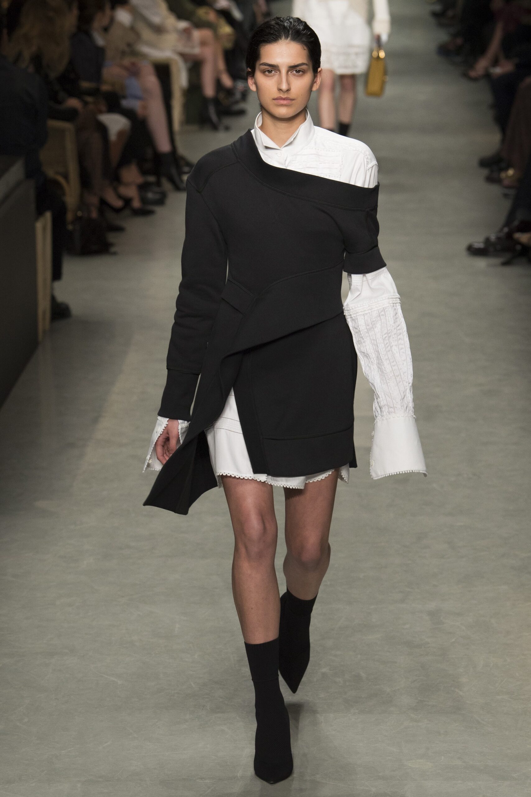 ModelstoWatch SaffronVadher 3 — image courtesy of thefashionspot.com