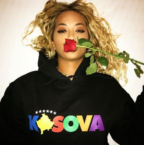 Rita Ora lexo al — image courtesy of lex.al