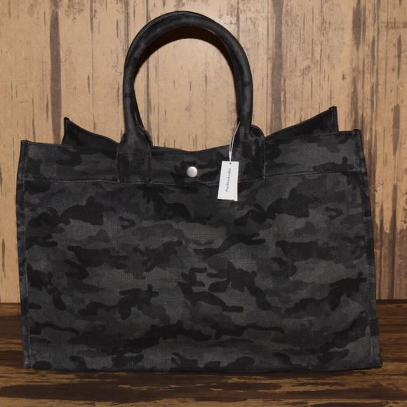 Quilted Koala bags poshmark — image courtesy of poshmark.com