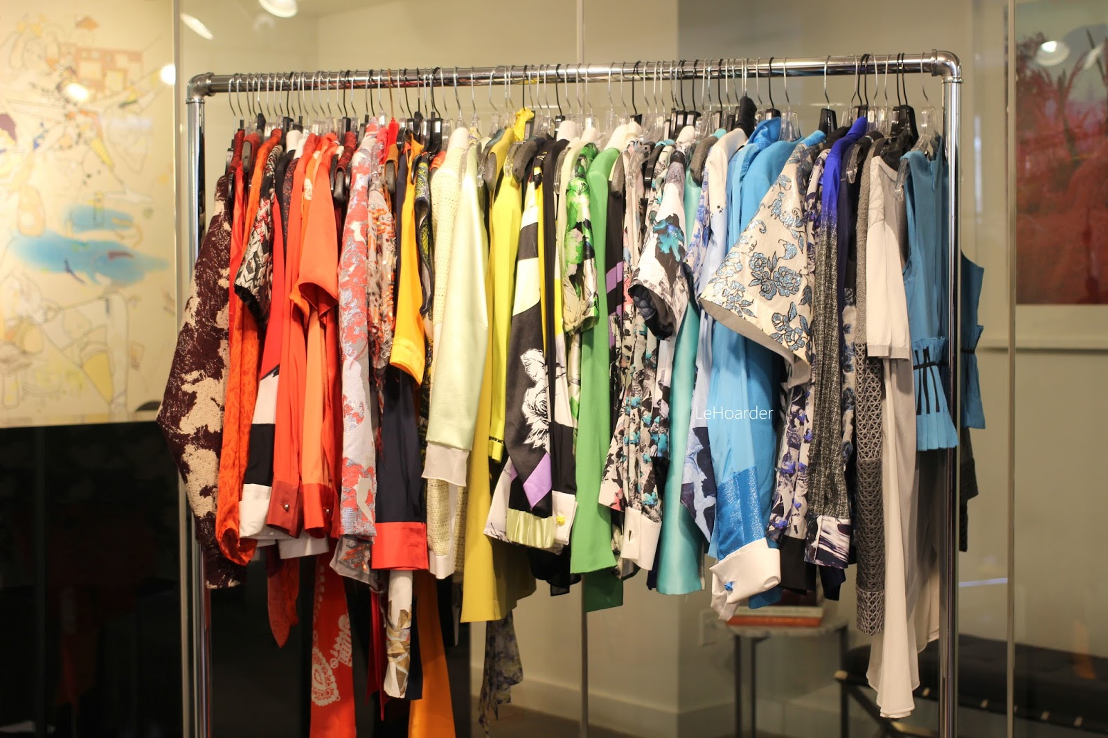 Designer NY sample sale — image courtesy of lehoarder.com