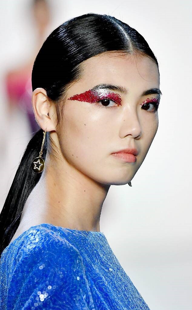Glitter Glam beauty story 02