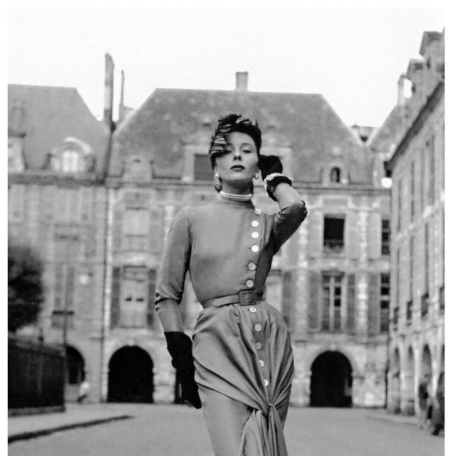Jacques fath crfashionbook — image courtesy of crfashionbook.com