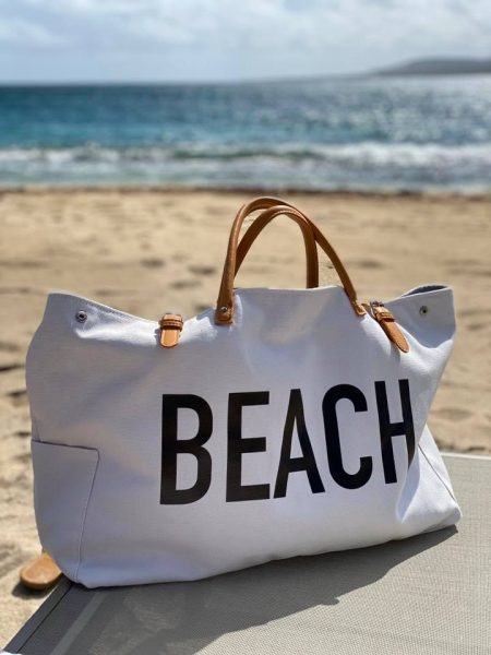 Beach bag feature