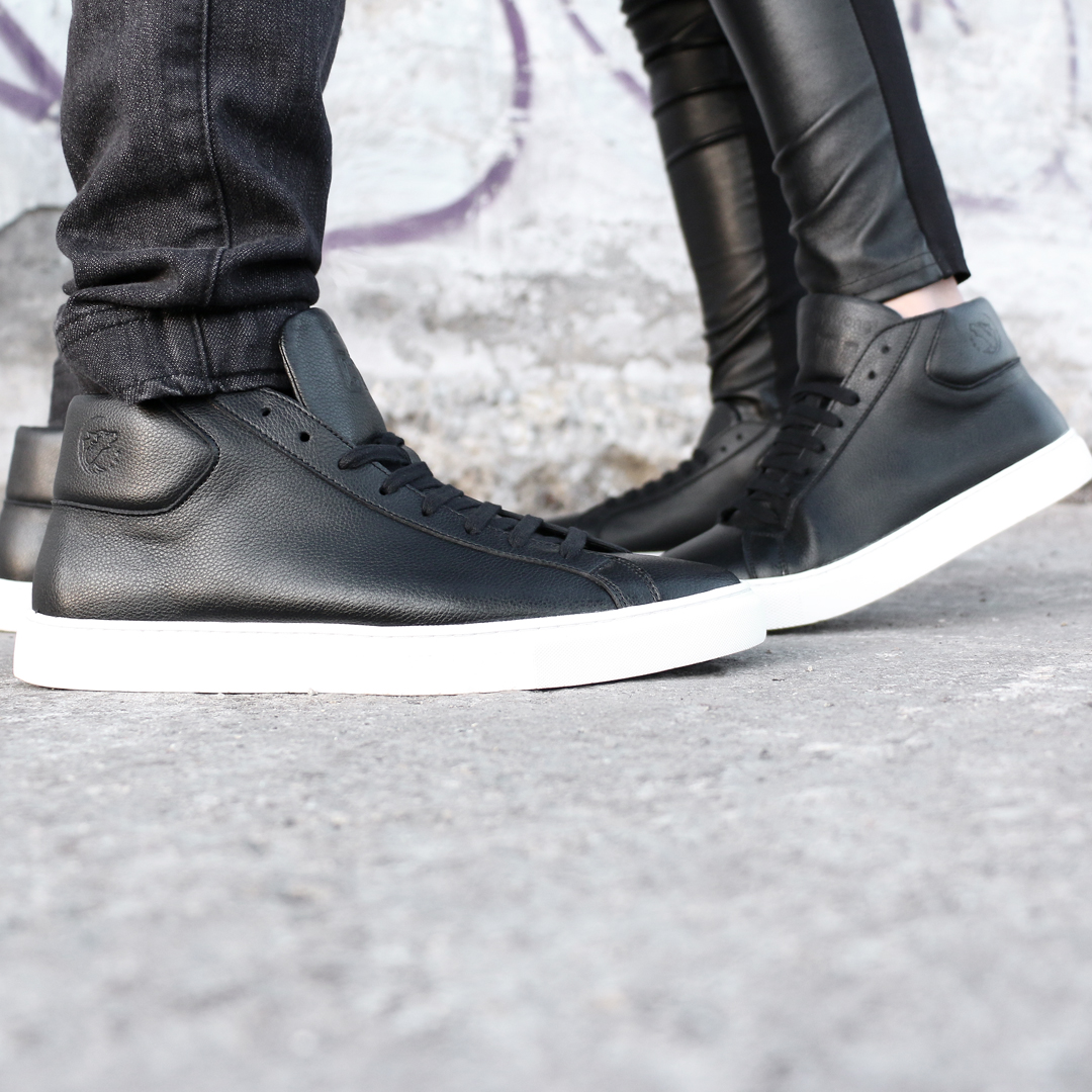 CTA sneaker 2