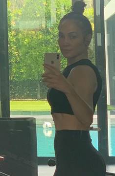 Jennifer Lopez — image courtesy of ID PR