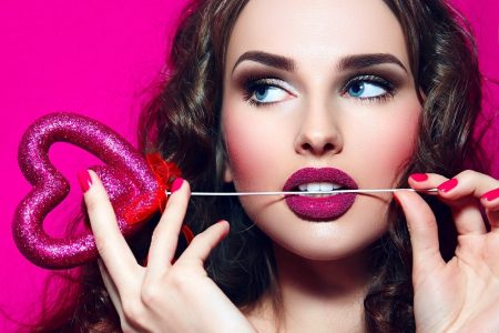 Kissable lips feature