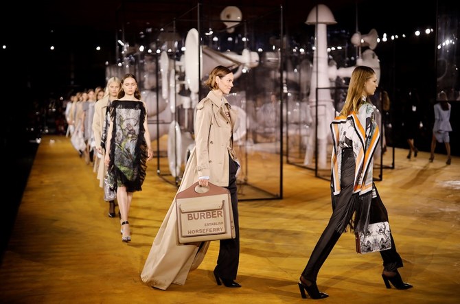 Digital Fashion Weeks Arabnews — image courtesy of Tolga Akmen / AFP
