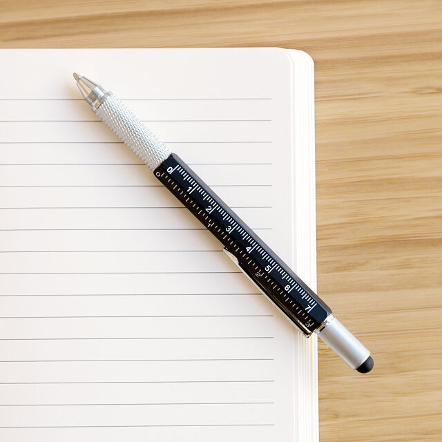 Stocking 5 in 1 toolpen 08 — image courtesy of of Uncommon Goods