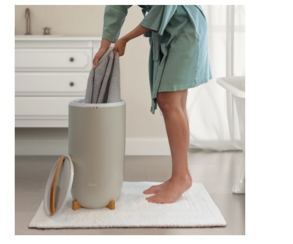 05 Winter Zadro Warmer — image courtesy of Zadroinc