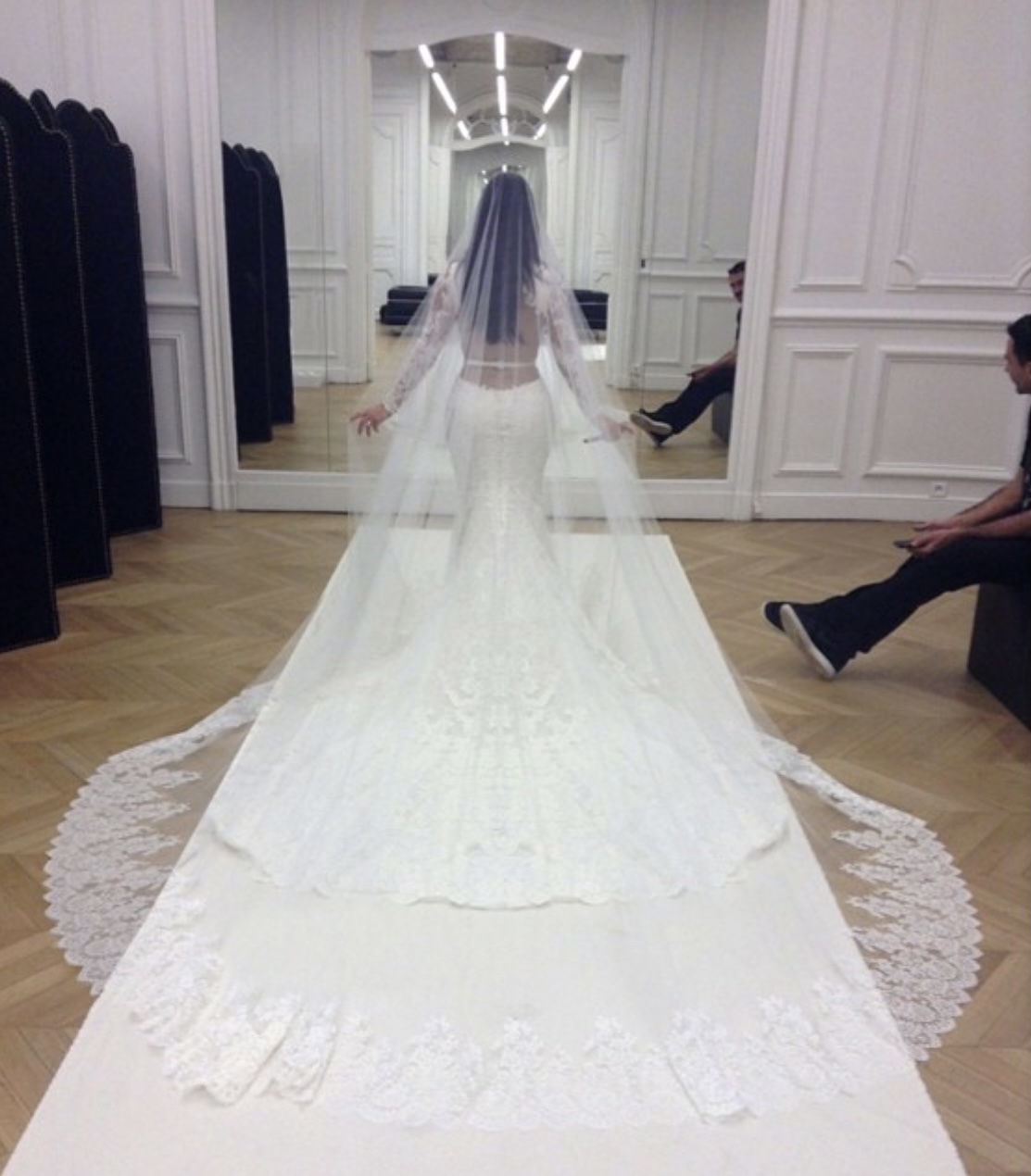 From Carrie Bradshaws Closet 06 — image courtesy of instagram.com