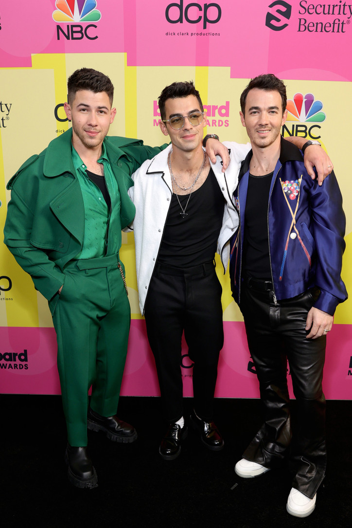2.jonas brothers billboard music awards 2021 red carpet — image courtesy of Getty Images