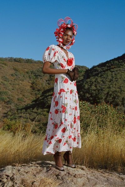 Spring 2021 party dress universityoffashiuon — image courtesy of university of fashion