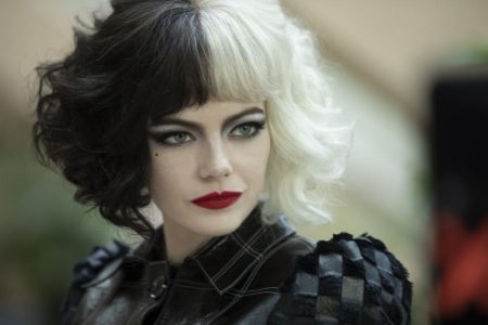 Cruella Emma Stone black white Hair UPI