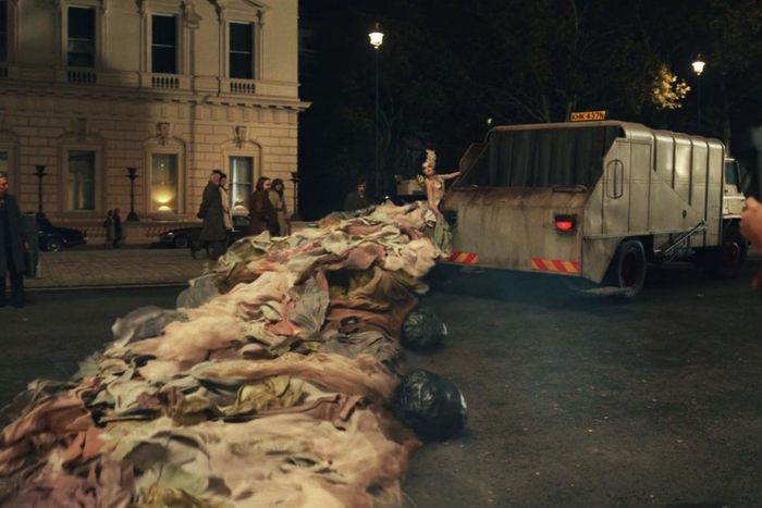 Cruella garbage truck dress vulture — image courtesy of vulture.com