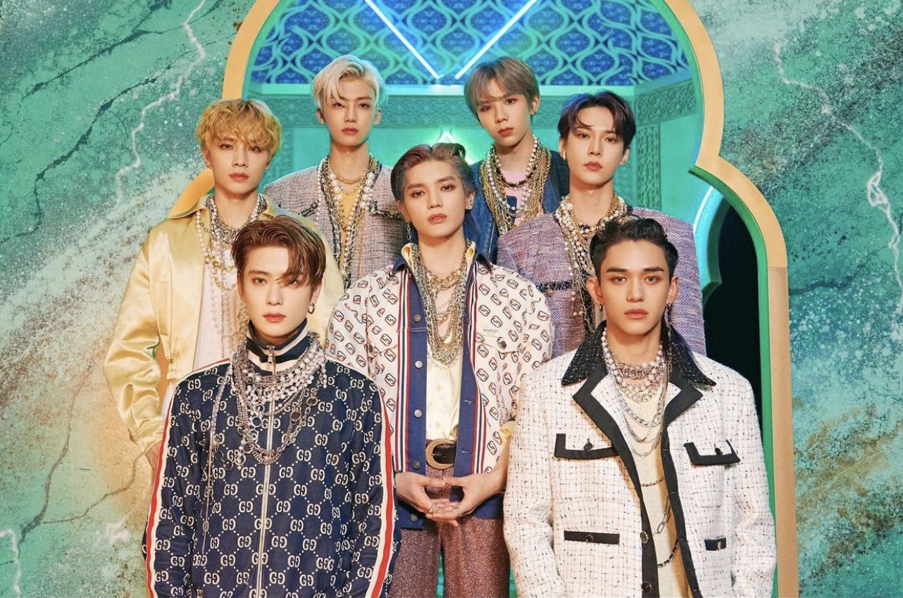 KpopFashion 02 — image courtesy of Instagram