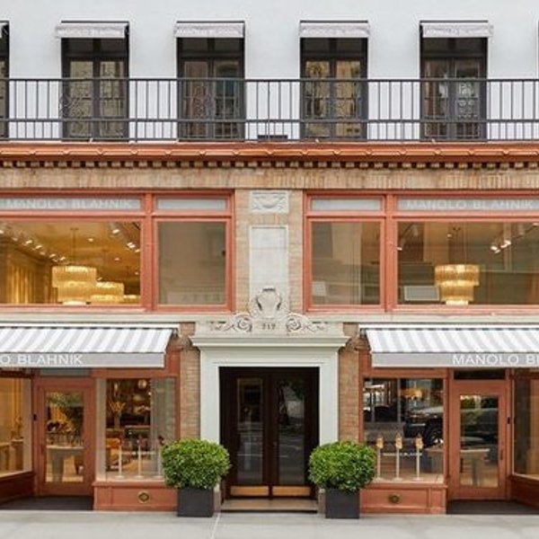 Manolo Blahnik eminetra — image courtesy of eminetra.com