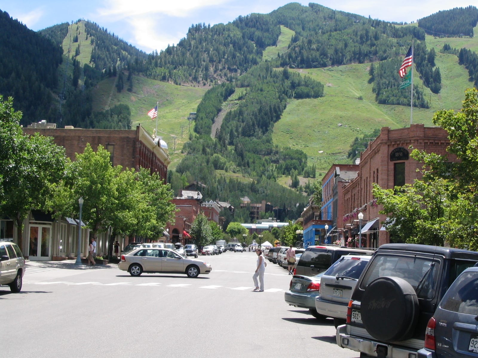 5.Aspen downtown Colorado — image courtesy of undercover.com