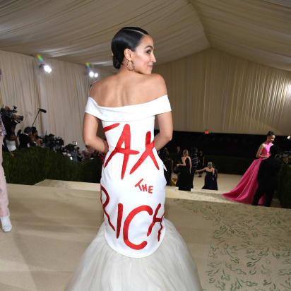 Alexandra OcasioCortez Met Gala cnnstyle — image courtesy of cnnstyle.com