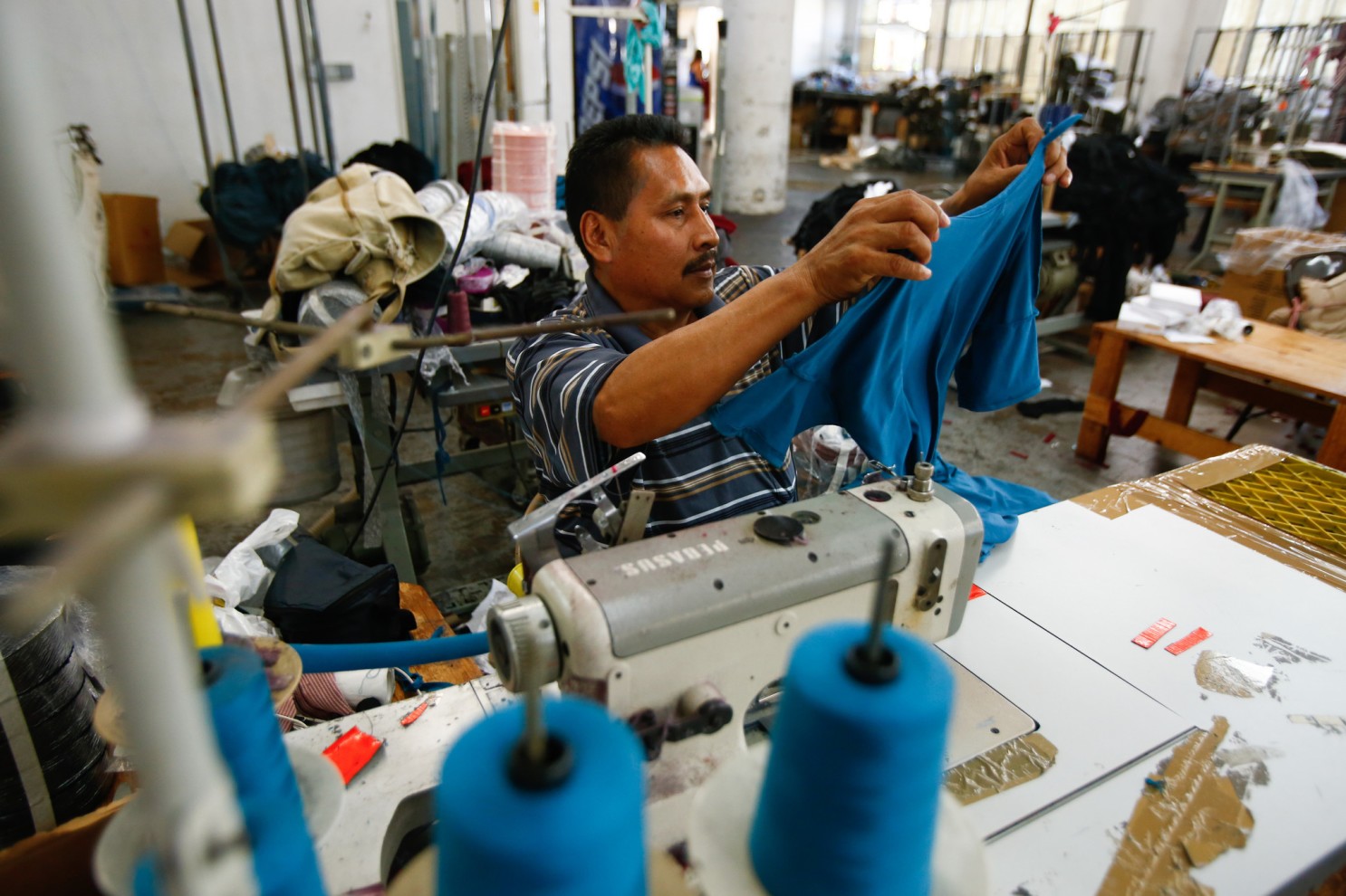 Garment workers LosAngelesTimes — image courtesy of the Los Angeles Times