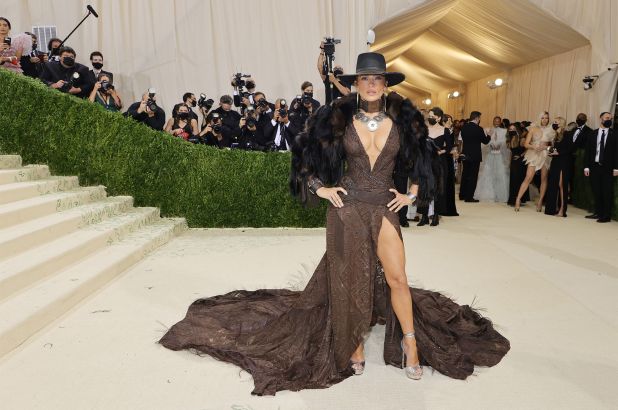 8.jennifer lopez — image courtesy of pagesix.com