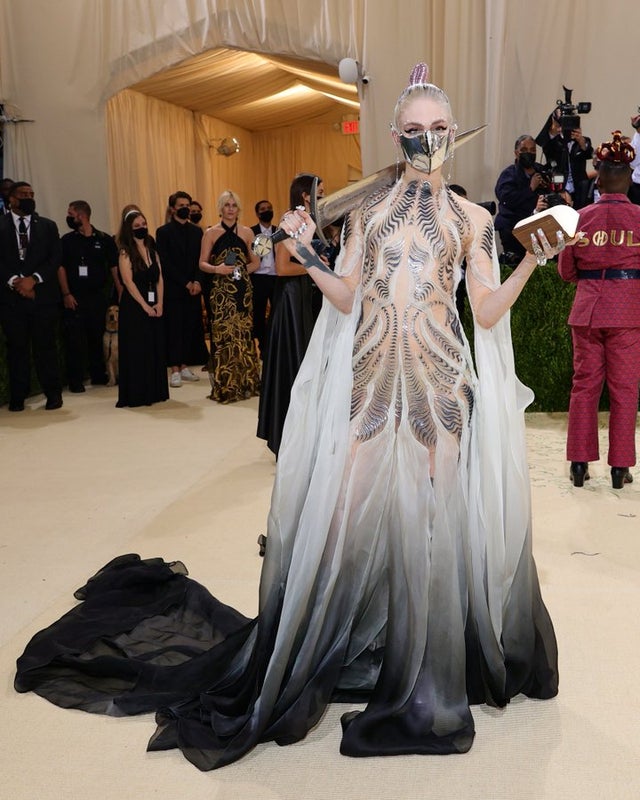2.grimes — image courtesy of reddit.com