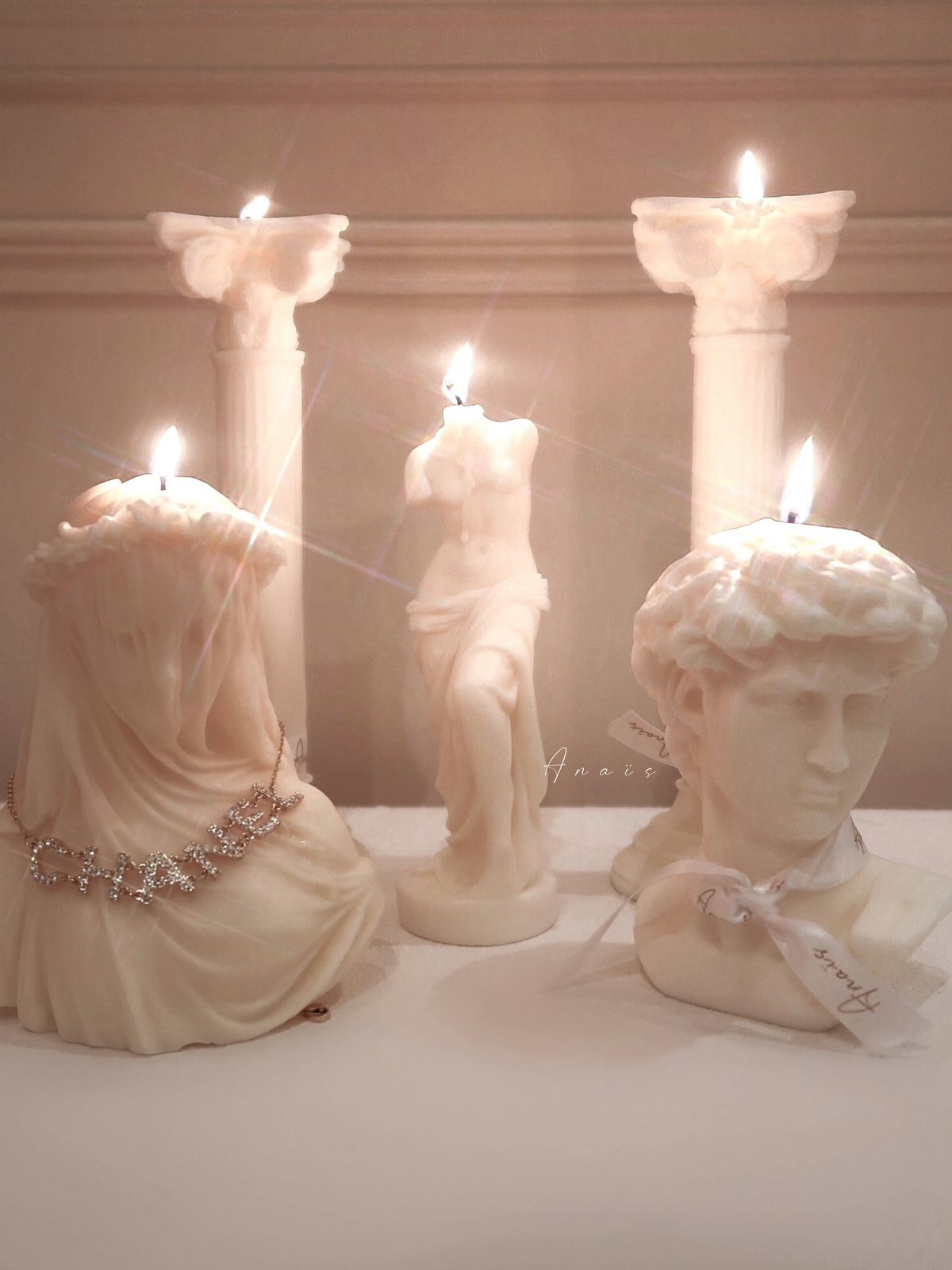 Womens Holiday Gift Guide 06 — image courtesy of aniascandle.com