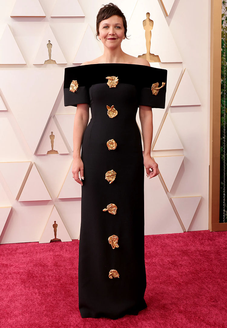 7.Maggie Gyllenhaal — image courtesy of red-carpetfashionawards.com