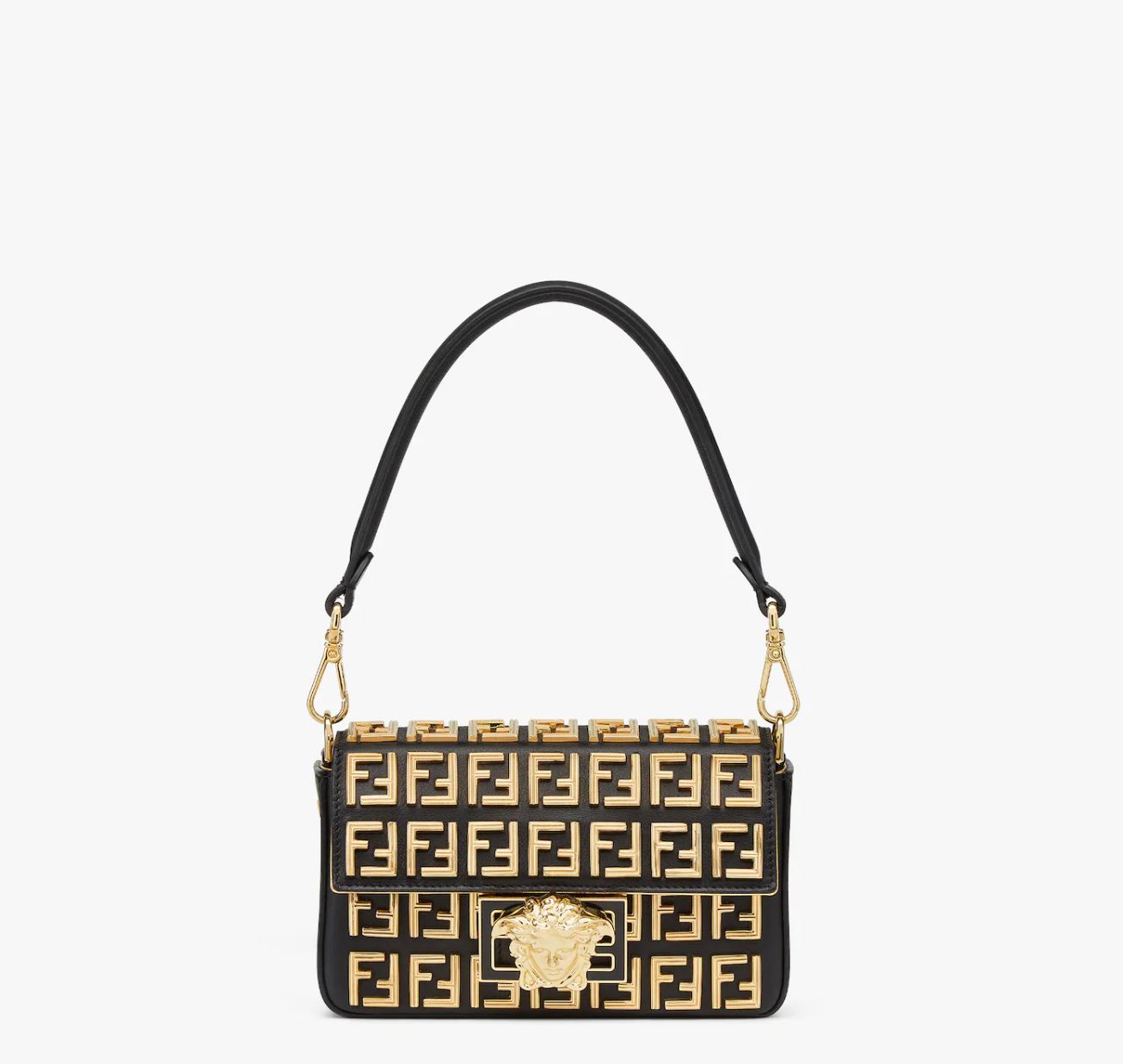 Summer2022Handbags Fendi 06