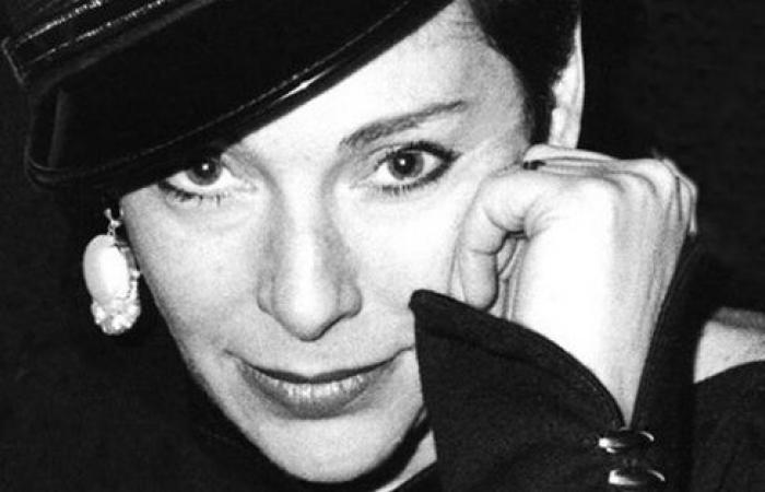 Roxanne Lowit hellas — image courtesy of hellas.com