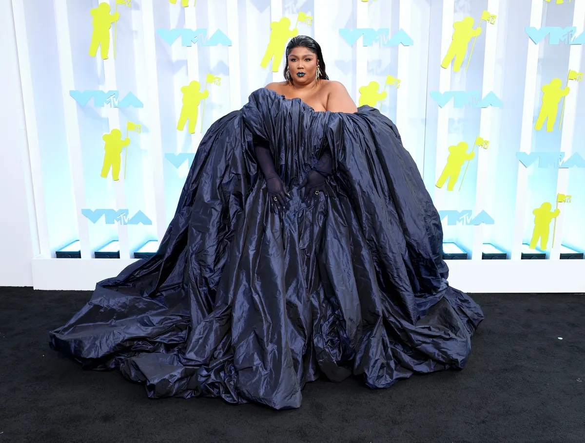 VMAs 2022 Lizzo — image courtesy of vogue.com