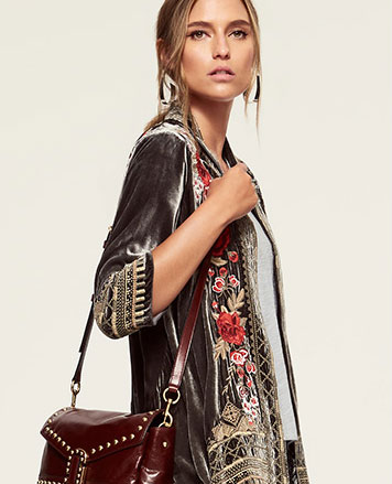Bloomingdales Friends and Family Sale — image courtesy of thestylishcity.com