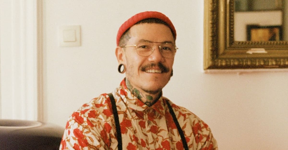 adrian appiolaza moschino creative director fashionista — image courtesy of fashionista.com
