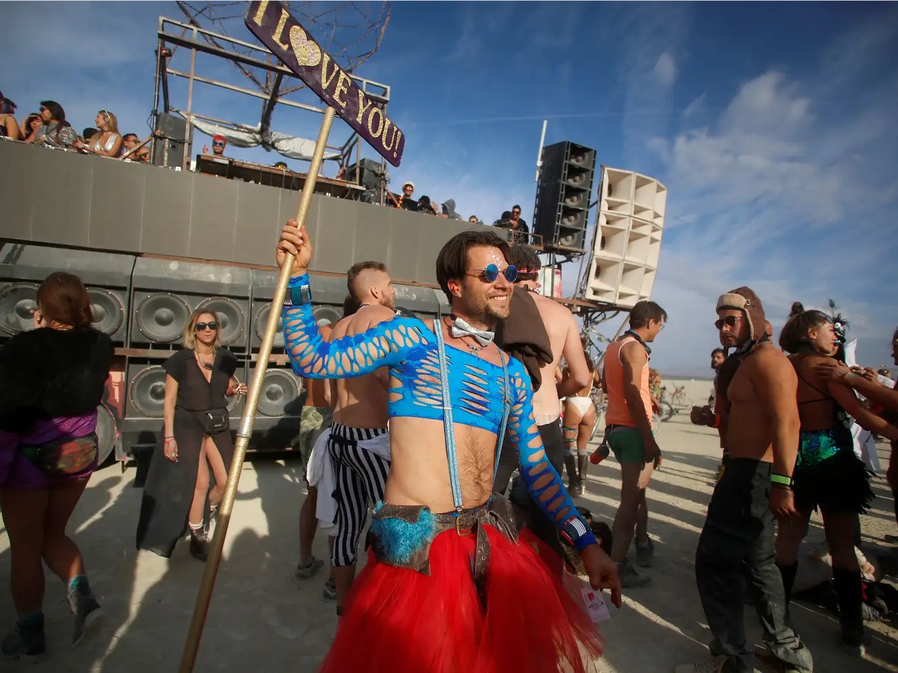 Burning Man 2010 4 — image courtesy of businessinsider.com