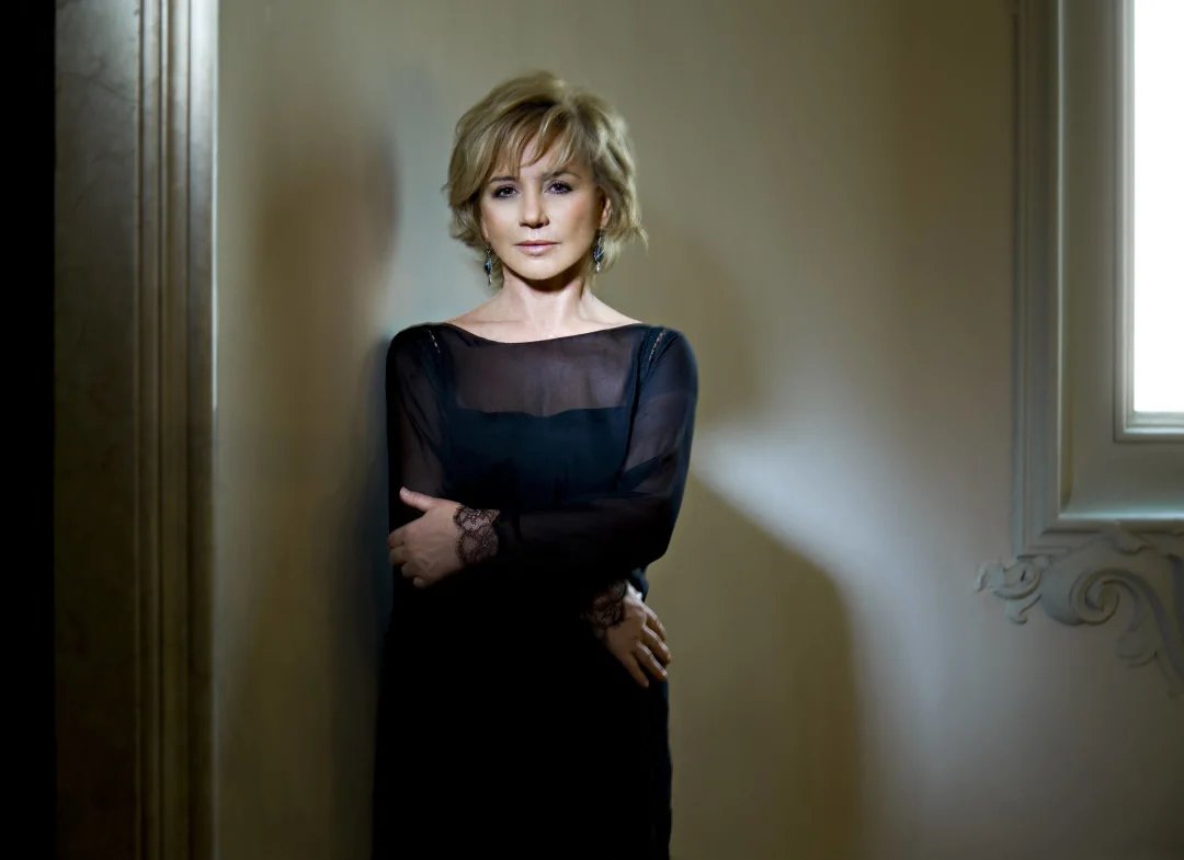Alberta Ferretti Saratogamagazine — image courtesy of saratogamagazine.com