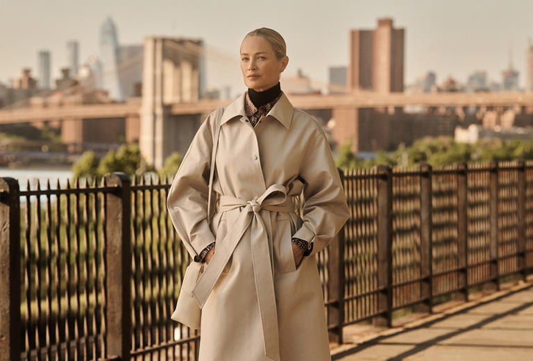 Carolyn Murphy Banana Republic 02 — image courtesy of msn.com