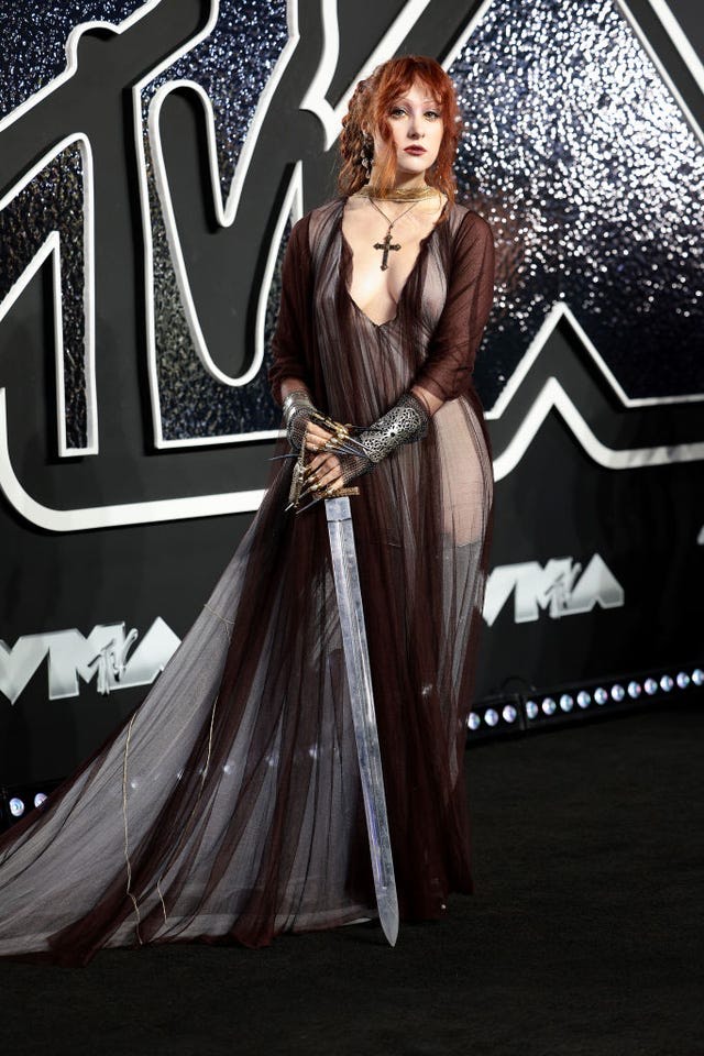 Chappell RoanVMA Awards 2024 — image courtesy of cosmopolitan.com