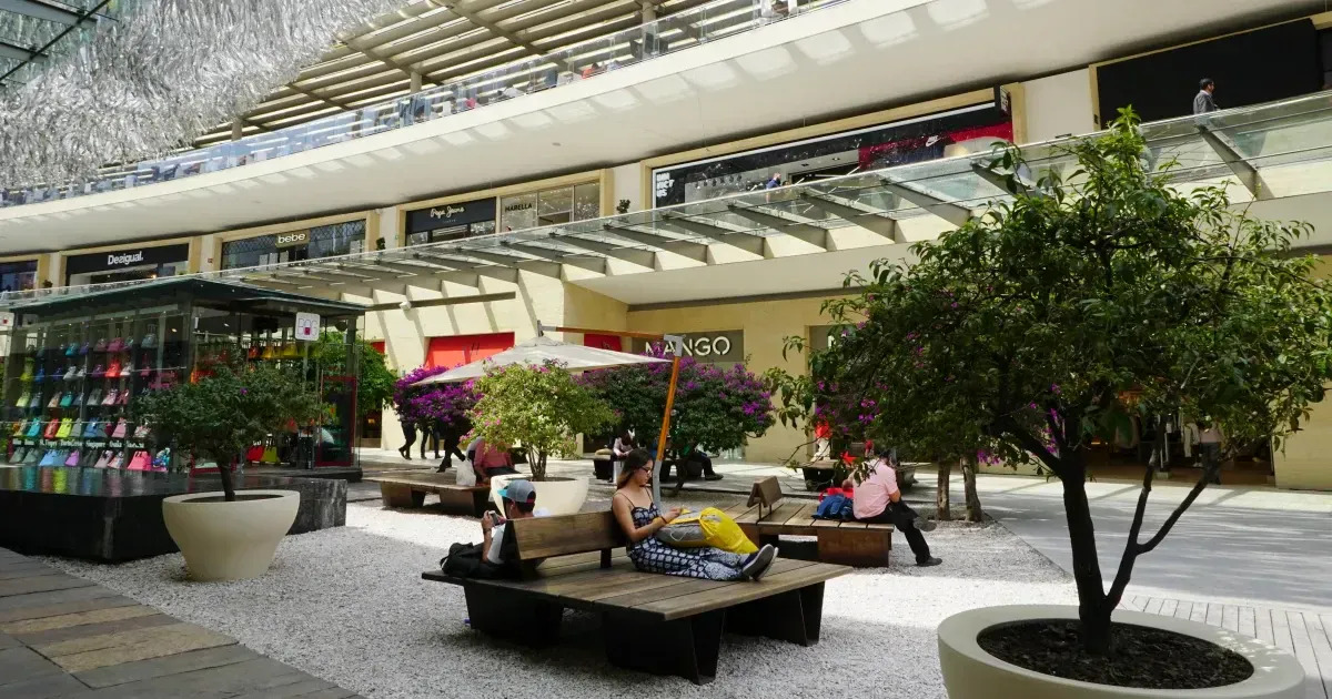MexicoShoppingMall HispanicConsumers 6 — image courtesy of shoppintrip.com
